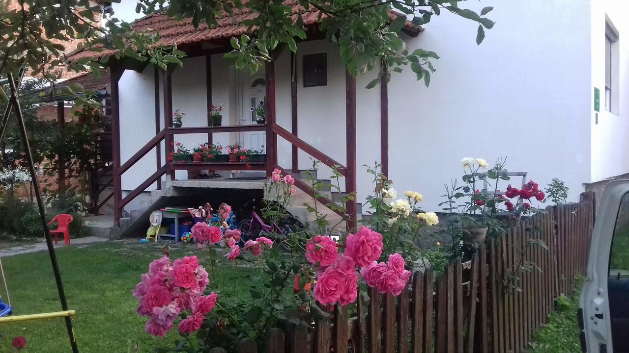 Apartment Dil Kulen Vakuf Esterno foto